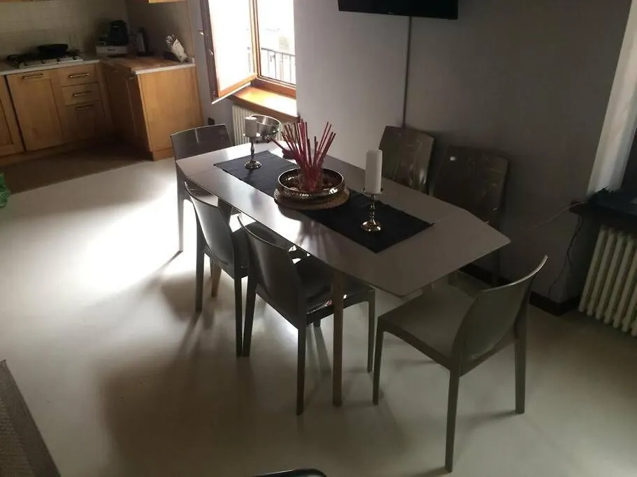 ***Penthouse 4 Min To Arena Inside Fortress Wall ! Verona 0*,