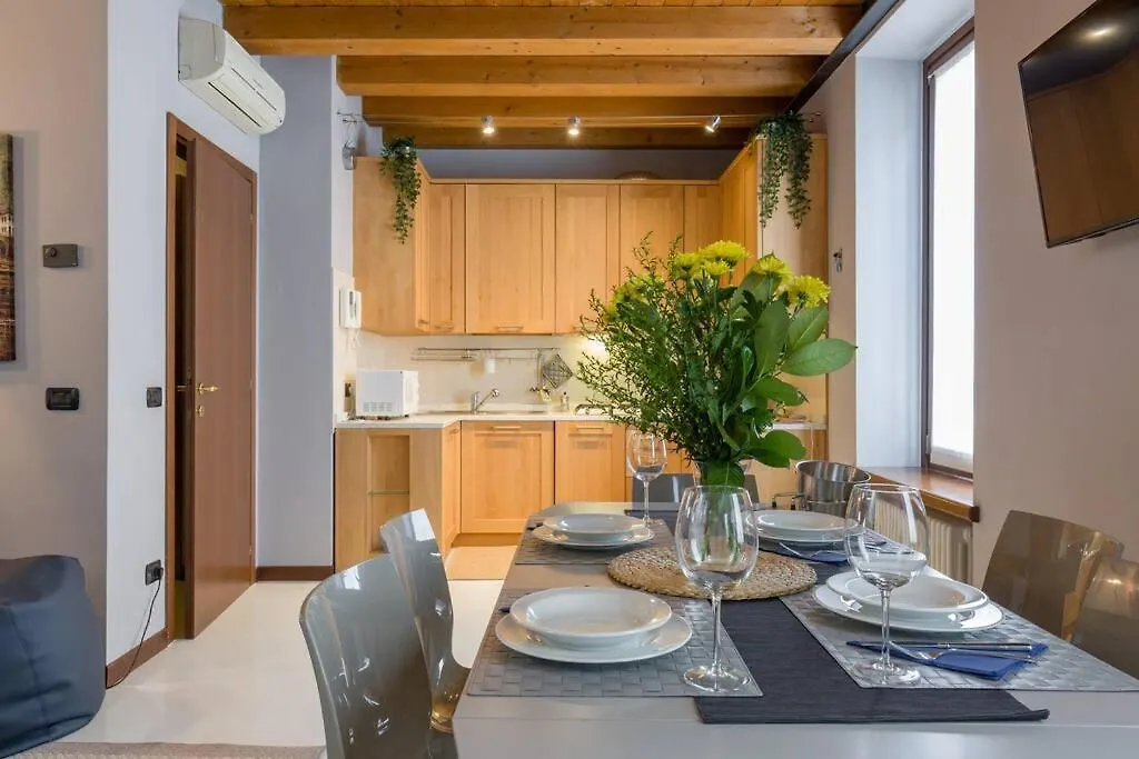 Apartment ***Penthouse 4 Min To Arena Inside Fortress Wall ! Verona Italy