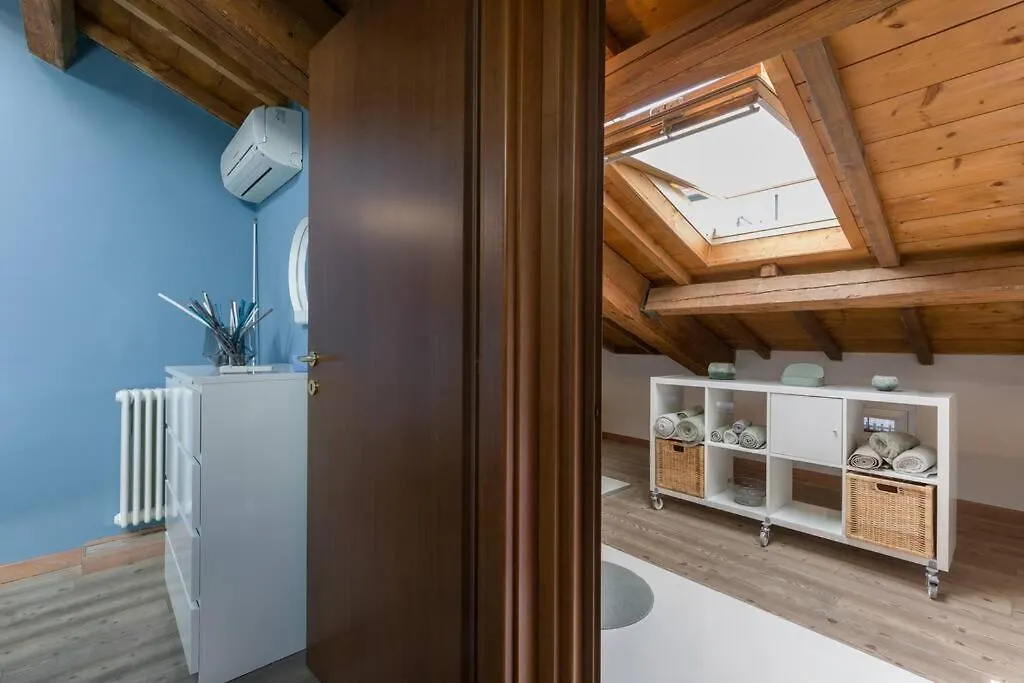 ***Penthouse 4 Min To Arena Inside Fortress Wall ! Verona Apartment
